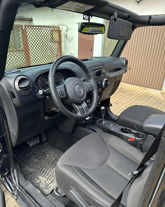 Jeep Wrangler cena 121800 przebieg: 97242, rok produkcji 2017 z Warszawa małe 106